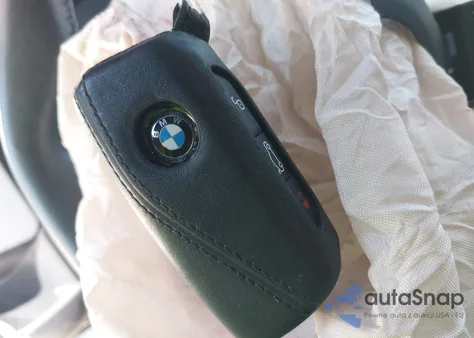 2024 BMW Ix M60 из США, поврежденный, VIN WB533CF06RCN40621